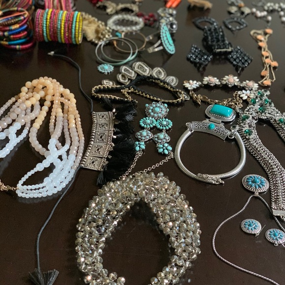 Mixed jewelry bundle - Picture 7 of 9